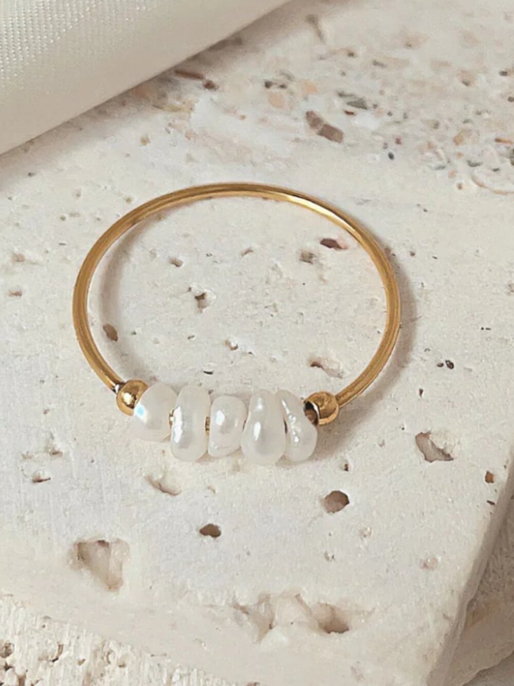 Perfect everyday Pearl Ring Dainty Gold Ring baroque pearls WATERPROOF gold ring - Picture 2 of 12